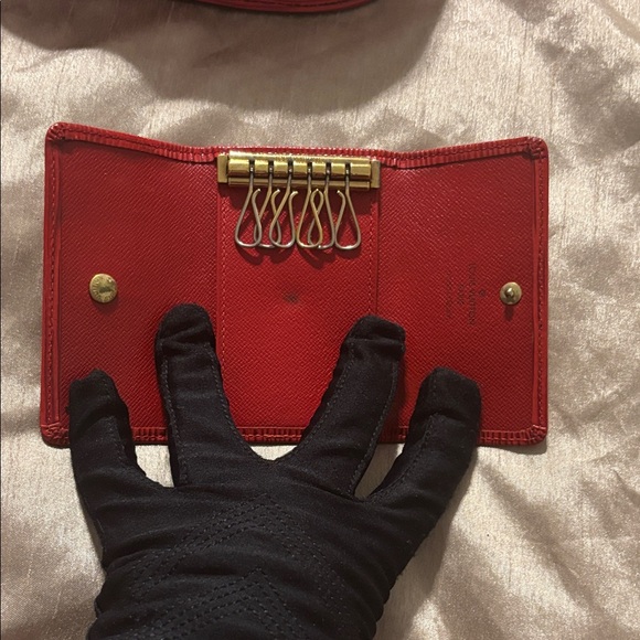 LOUIS VUITTON Red Epi His & Her Master Bundle Saint Cloud - Picture 13 of 16